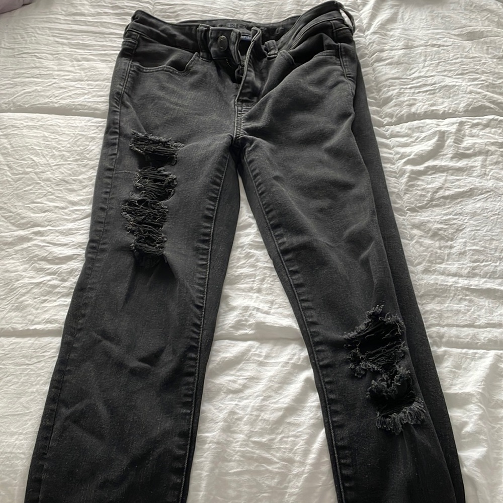 American Eagle Black ripped jeans